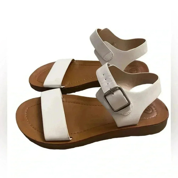 Cat & Jack White Ankle Straps Adjustable Girls Flat Sandals Casual Sz 2 - Picture 1 of 12